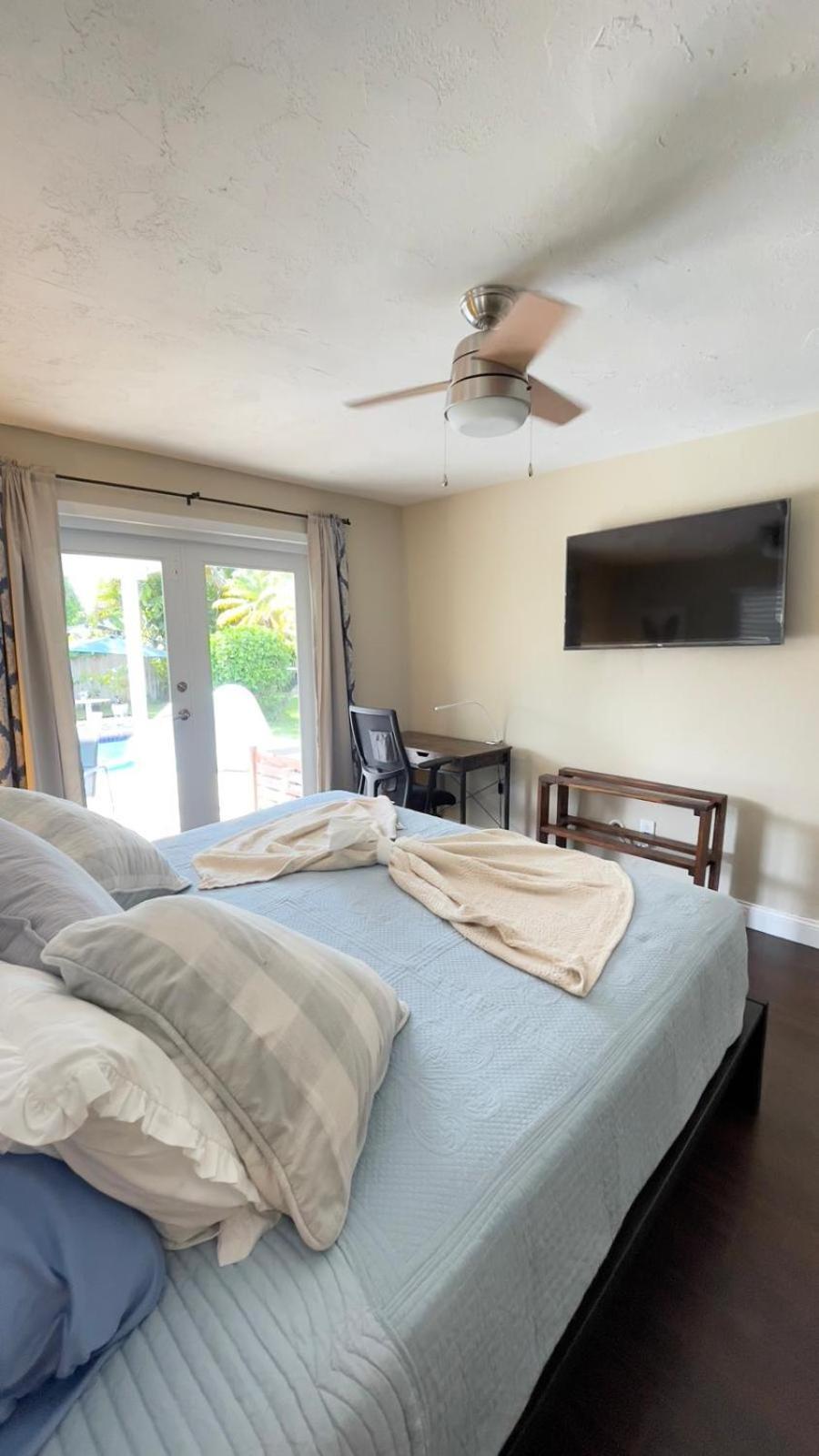 Pool House Resort Heated Swimming Pool Family Getaway Cutler Bay Exteriör bild