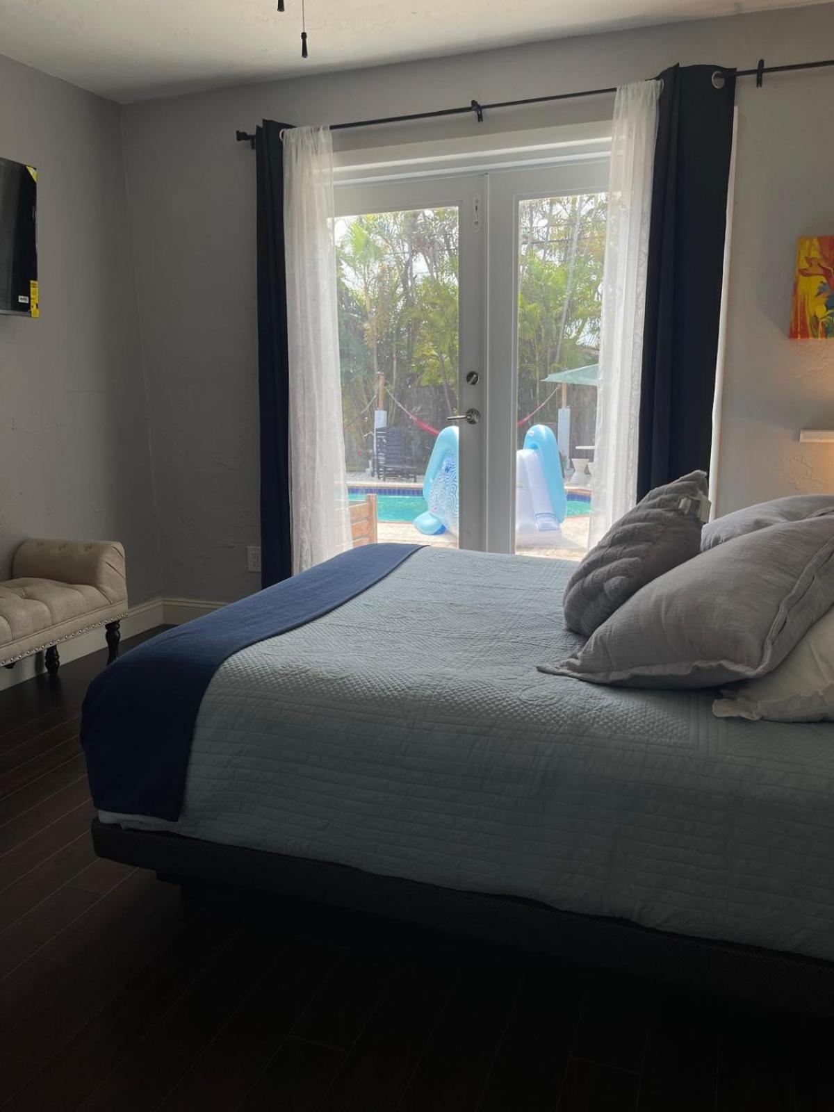Pool House Resort Heated Swimming Pool Family Getaway Cutler Bay Exteriör bild