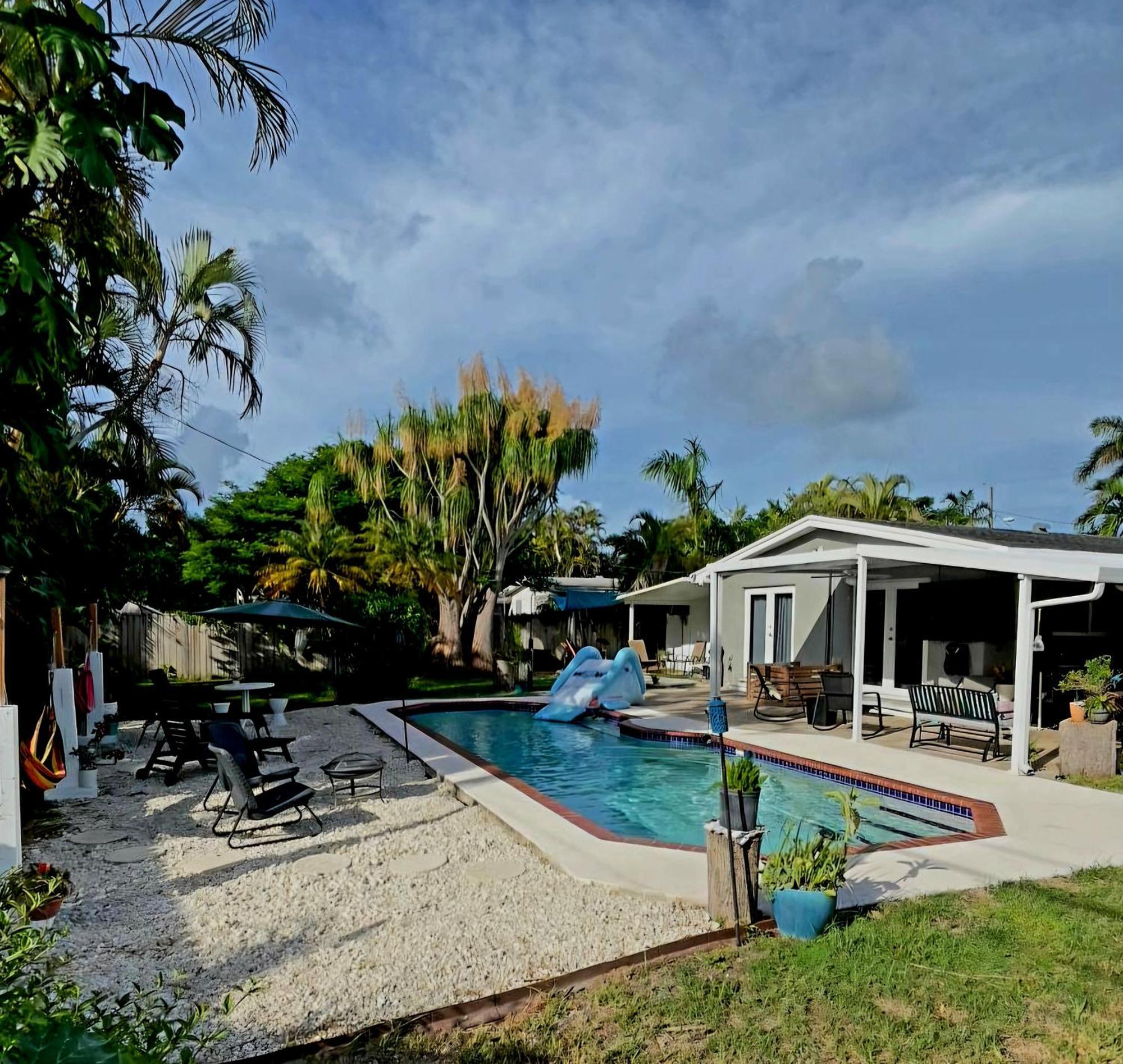 Pool House Resort Heated Swimming Pool Family Getaway Cutler Bay Exteriör bild